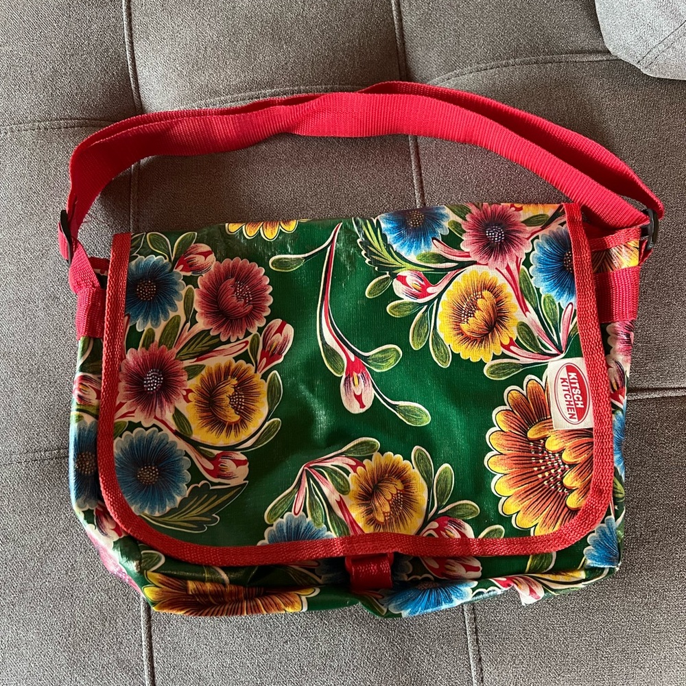 Kitsch Kitchen Oil Cloth Messenger Tote Bag